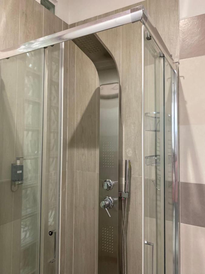 Tuscolo Metro A House Rom